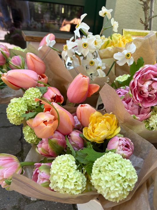 Jarná ponuka: Kvetinové zväzky